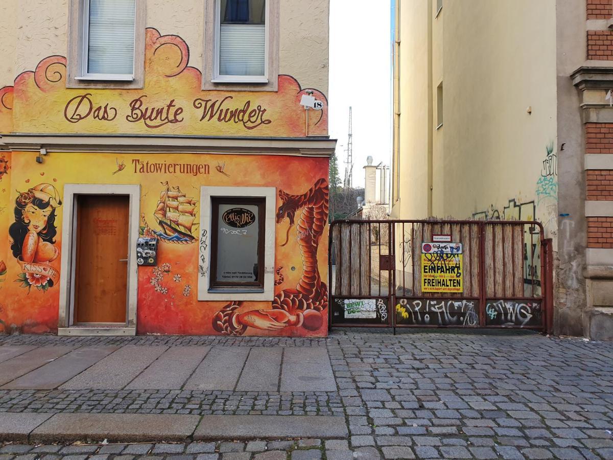 Ferienwohnung Oder Studio Dresden-Neustadt Inkl Parkplatz Mit Balkon Oder Terrasse Exterior photo